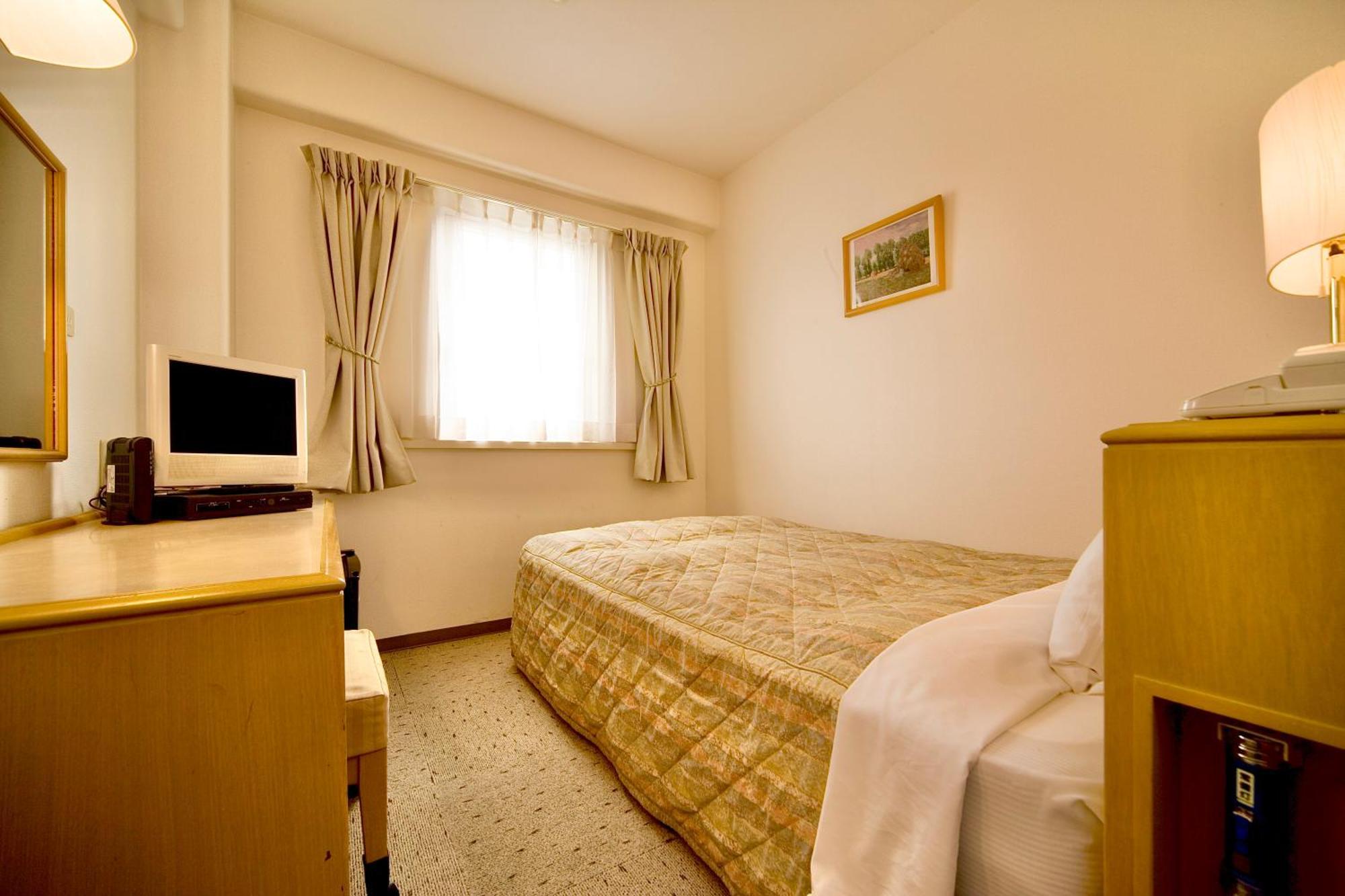 Kurashiki Ekimae Universal Hotel Εξωτερικό φωτογραφία
