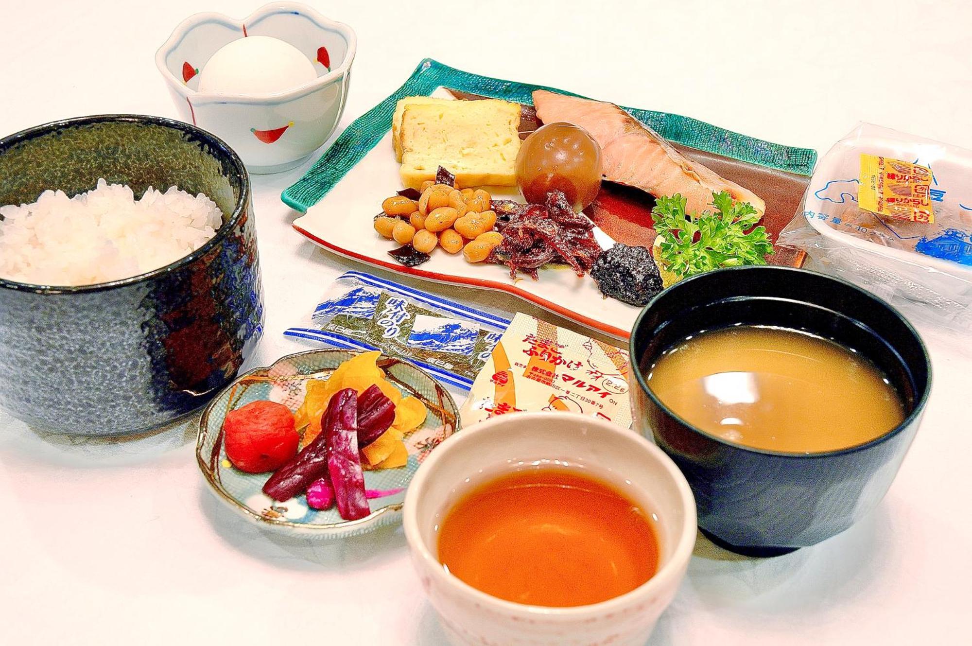 Kurashiki Ekimae Universal Hotel Εξωτερικό φωτογραφία